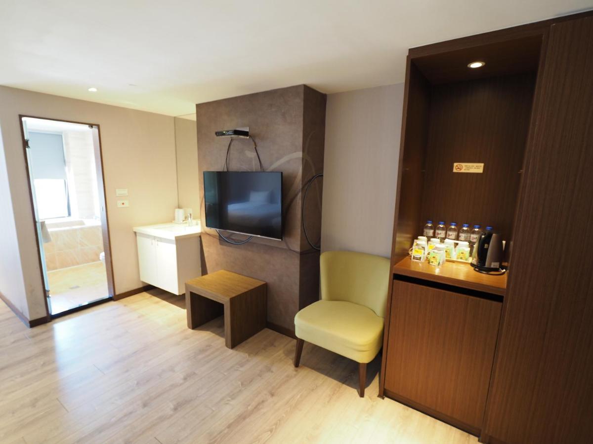 Kailan Hotel Toucheng Exteriér fotografie